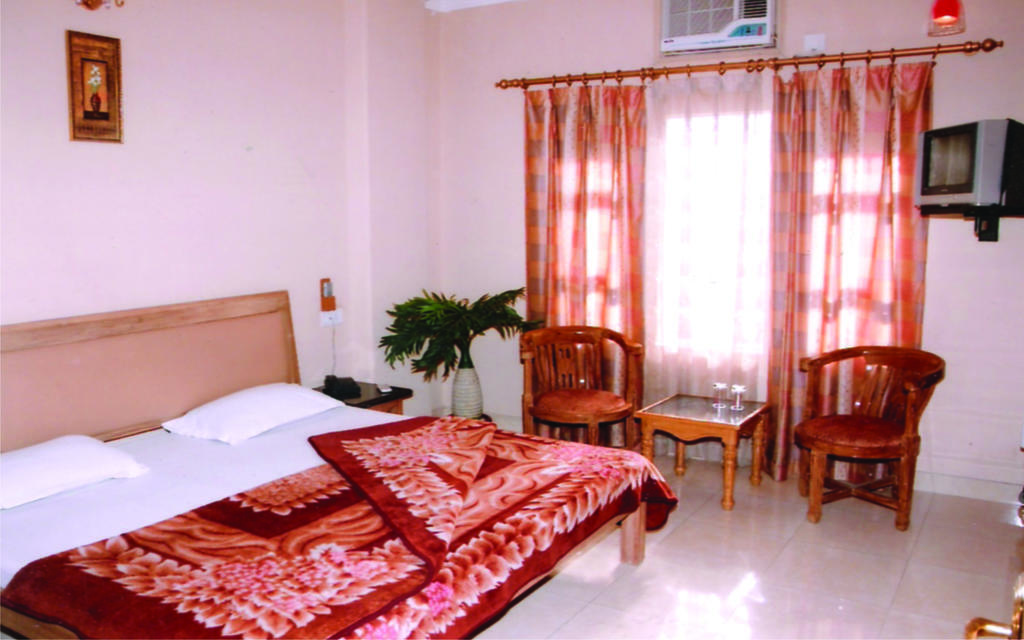 Hotel King Haridwār Habitación foto
